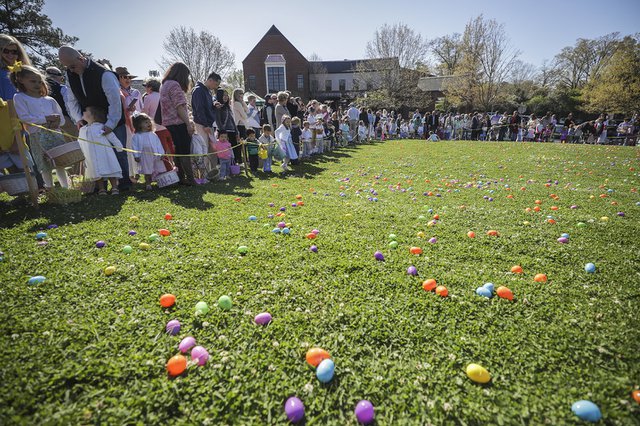 VL EVENT Easter Egg Roll.jpg