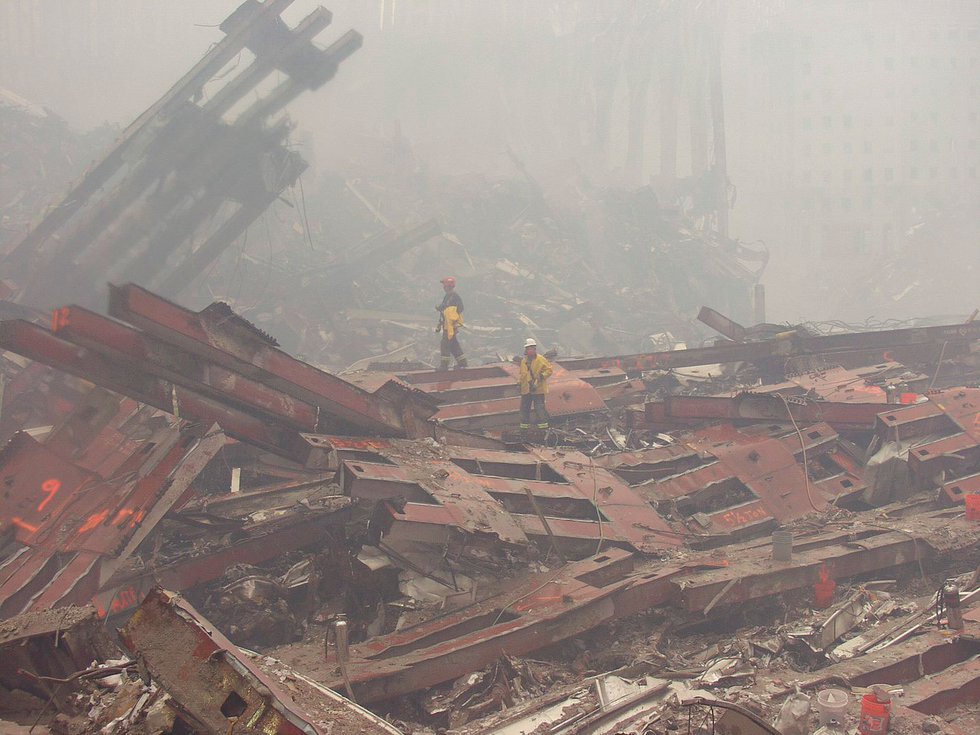 VL-COVER-9-11-WTC_911Attacks02.jpg